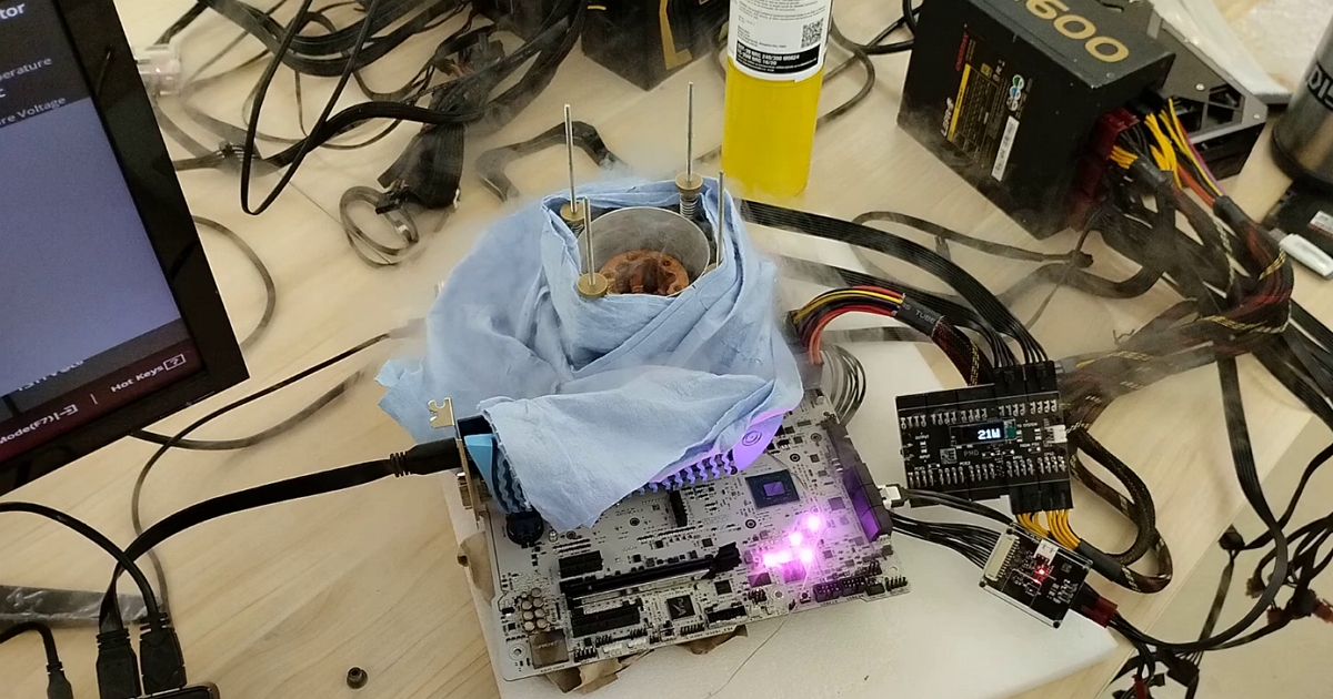 i9-13900K超頻制霸!網友搭配ROG主機板打破8.8GHz超頻世界紀錄