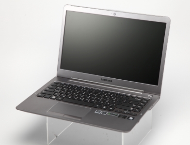 Samsung 530U4C：內建獨顯與光碟機的 Ultrabook