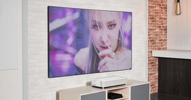 Epson 全新 4K 智慧雷射電視 EH-LS800 實測：投影 100 吋大畫面只需 9.8 公分！