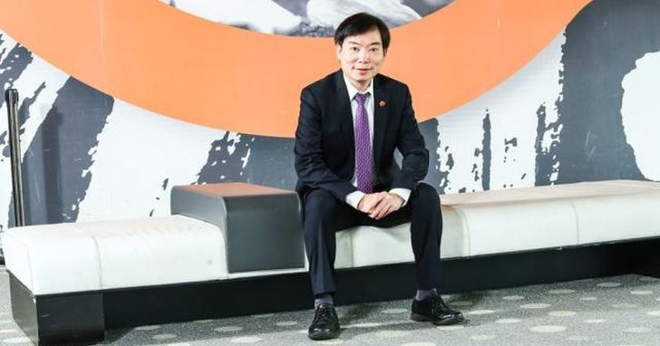 工程師也要「逢低買進」?台灣大iOS訓練班「結訓送15萬」,藏轉骨契機?