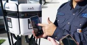 台灣電動車充電系統 Noodoe 獲美國 ABM 投資，加速電動車充電營運系統普及腳步