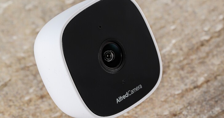 AlfredCam 開箱評測：阿福管家的智慧攝影機，價格1,399 元