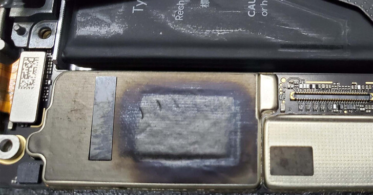 Pixel 6 Pro用戶表示自己才打10分鐘電話就發燙，拆機發現Tensor SoC的散熱片已燒焦