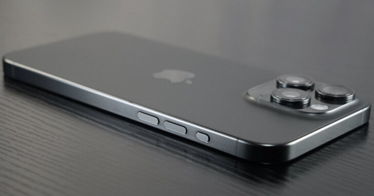 iPhone 16 正考慮改用密度更高、速度更慢的QLC快閃記憶體