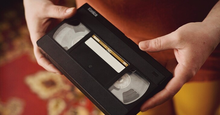90 年代儲存媒介秘辛：戰鬥民族是如何把 VHS 錄影帶轉變成超大容量的備份碟