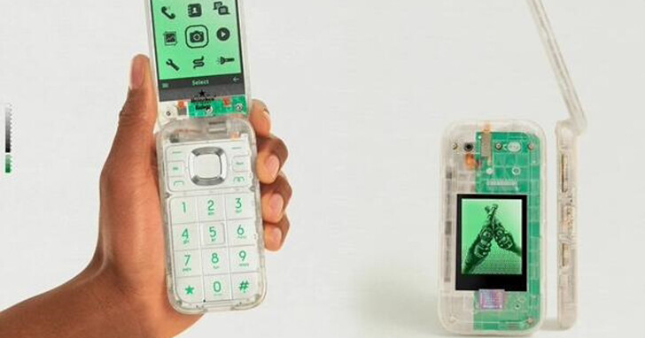 HMD 攜手海尼根推出The Boring Phone復古翻蓋手機：2.8 吋 QVGA 螢幕，30 萬像素鏡頭還內建貪吃蛇遊戲