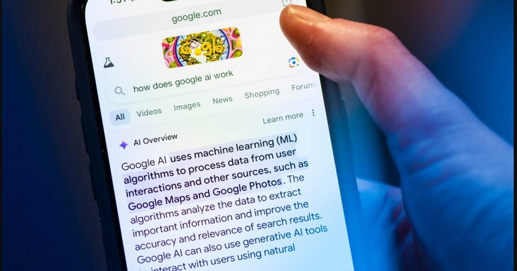 該賺的錢不能少，Google在行動版的AI Overview 上開始啟用廣告