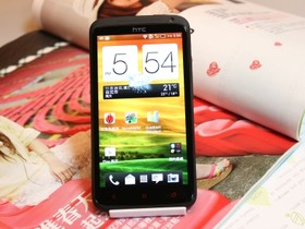 HTC M7 使用鋁合金機身與黑白兩色 ，預計 3 月 8 日發售？