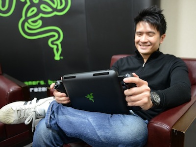 專訪 Razer CEO 陳民亮，Razer Edge 遊戲平板 + 搖桿背板動手玩