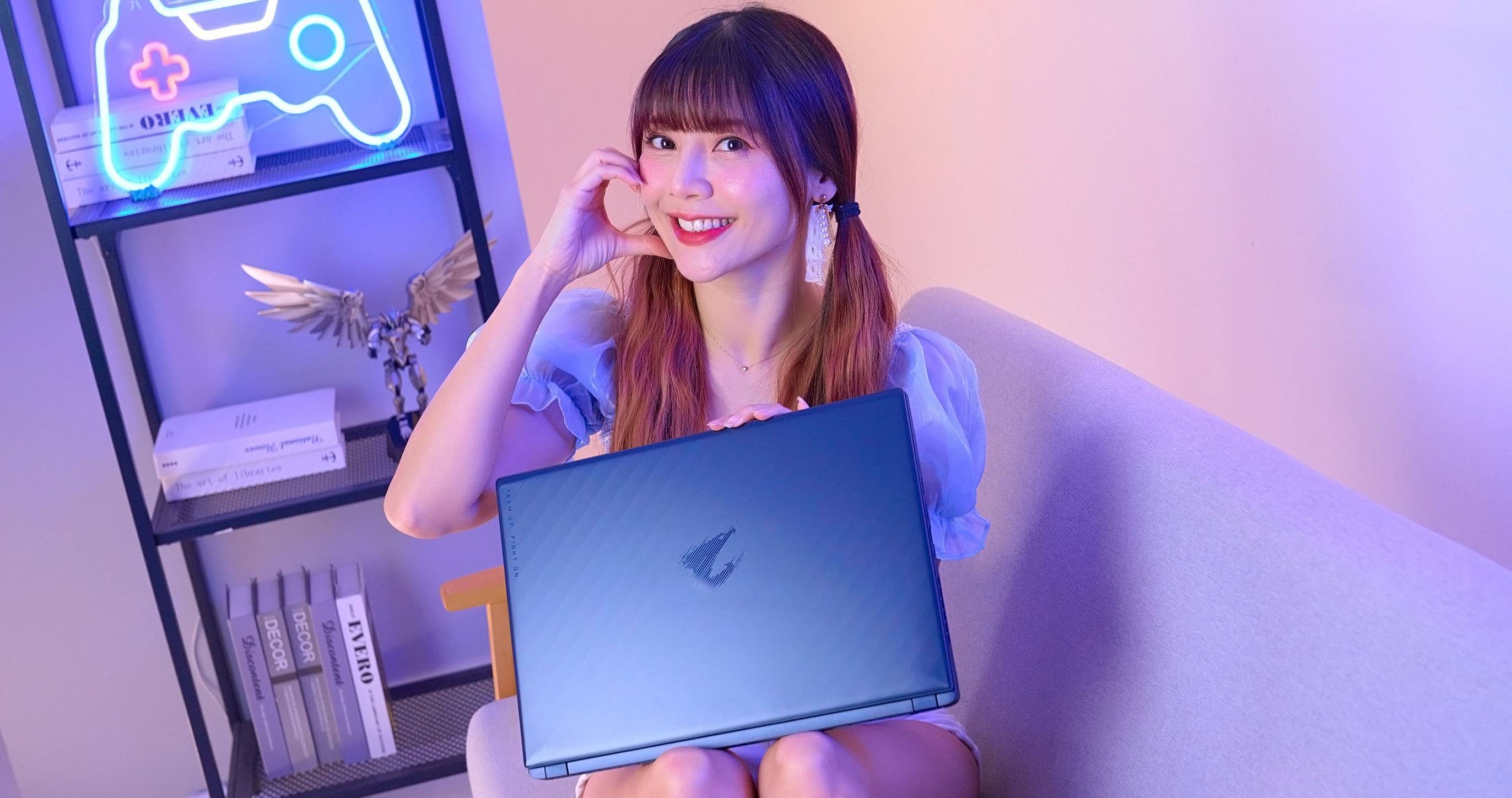 AORUS ELITE 16 評測:GeForce RTX 5070 筆電 GPU 助攻!電競、創作雙棲的全能 AI 電競筆電