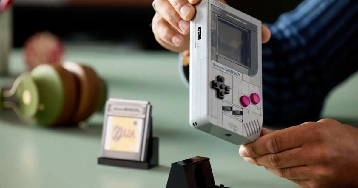 樂高推出任天堂 Game Boy 積木組，1:1 還原經典掌機、附帶可插拔遊戲卡