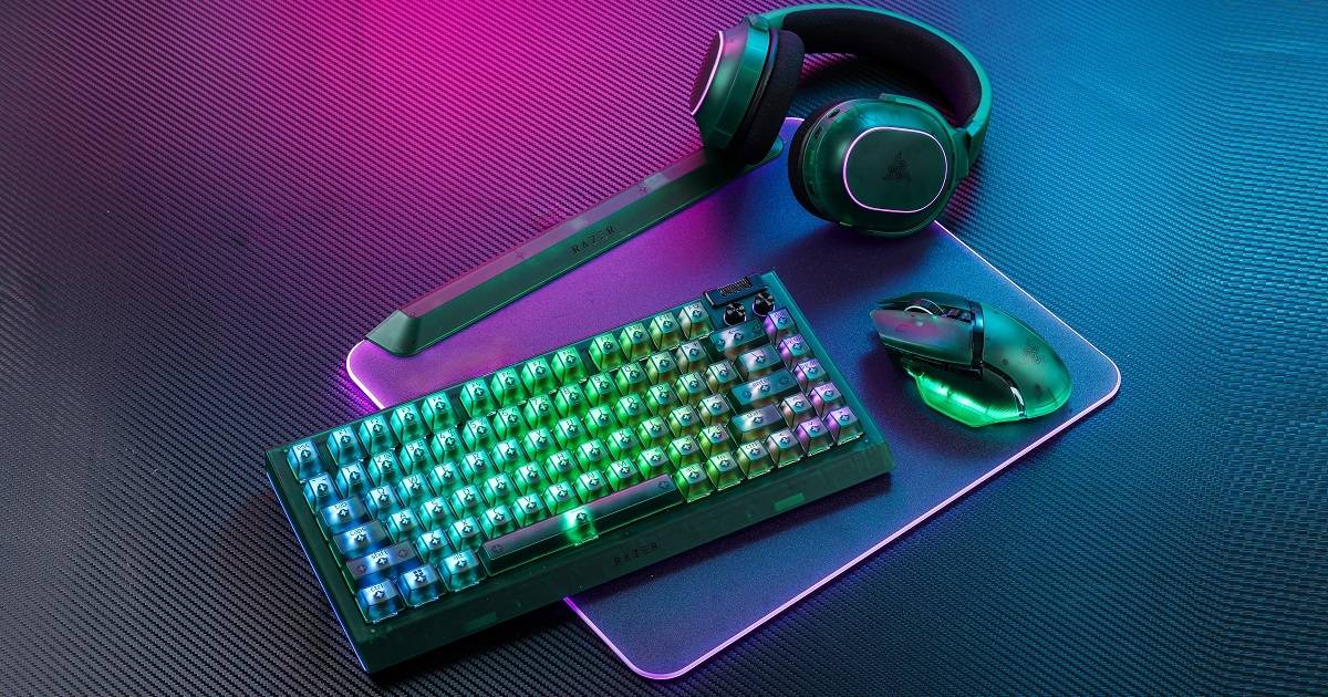 Razer Phantom 系列動手玩！半透明設計結合 Chroma RGB，更搶眼的電競周邊登場
