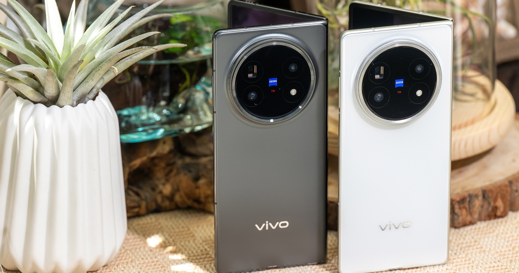 有兩成來自 iPhone 用戶跳槽,vivo X Fold 5 開賣、三大電信購機優惠公布