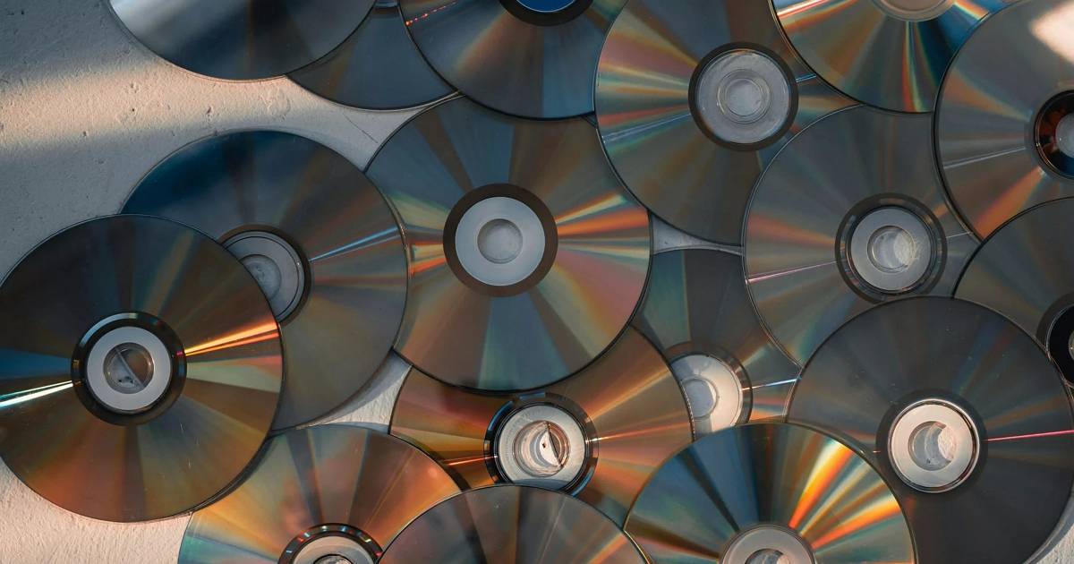 CD 光碟片誕生 43年：徹底改變音樂與電腦產業的科技標準
