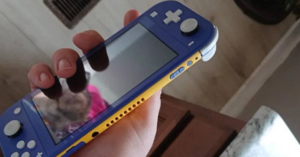 7 歲小孩「誤打誤撞」玩出撞色版 Switch Lite,意外讓網友驚艷