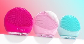 FOREO 全新 LUNA 4 play 智能潔面儀正式登台！一機整合淨膚、按摩、提亮，售價 $2,490 元