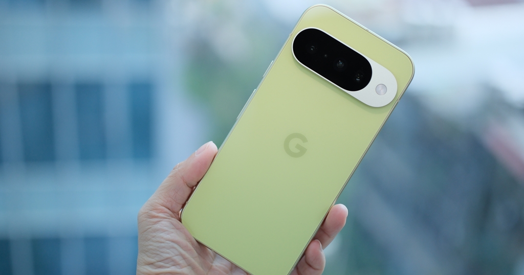 多了長焦鏡頭!Pixel 10 動手玩,AI 加持、性價比最高的 Google 原生小手機