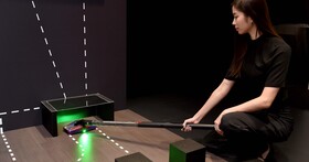 Dyson PencilVac Fluffycones 鉛筆吸塵器在台上市，纖細機身搭配全向吸頭