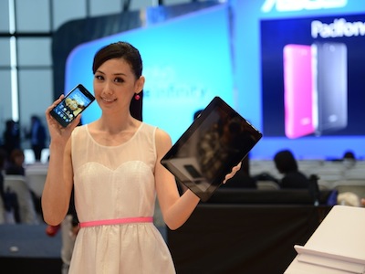 Asus Padfone Infinity 變型手機台灣正式發表，資費 6,990 元起