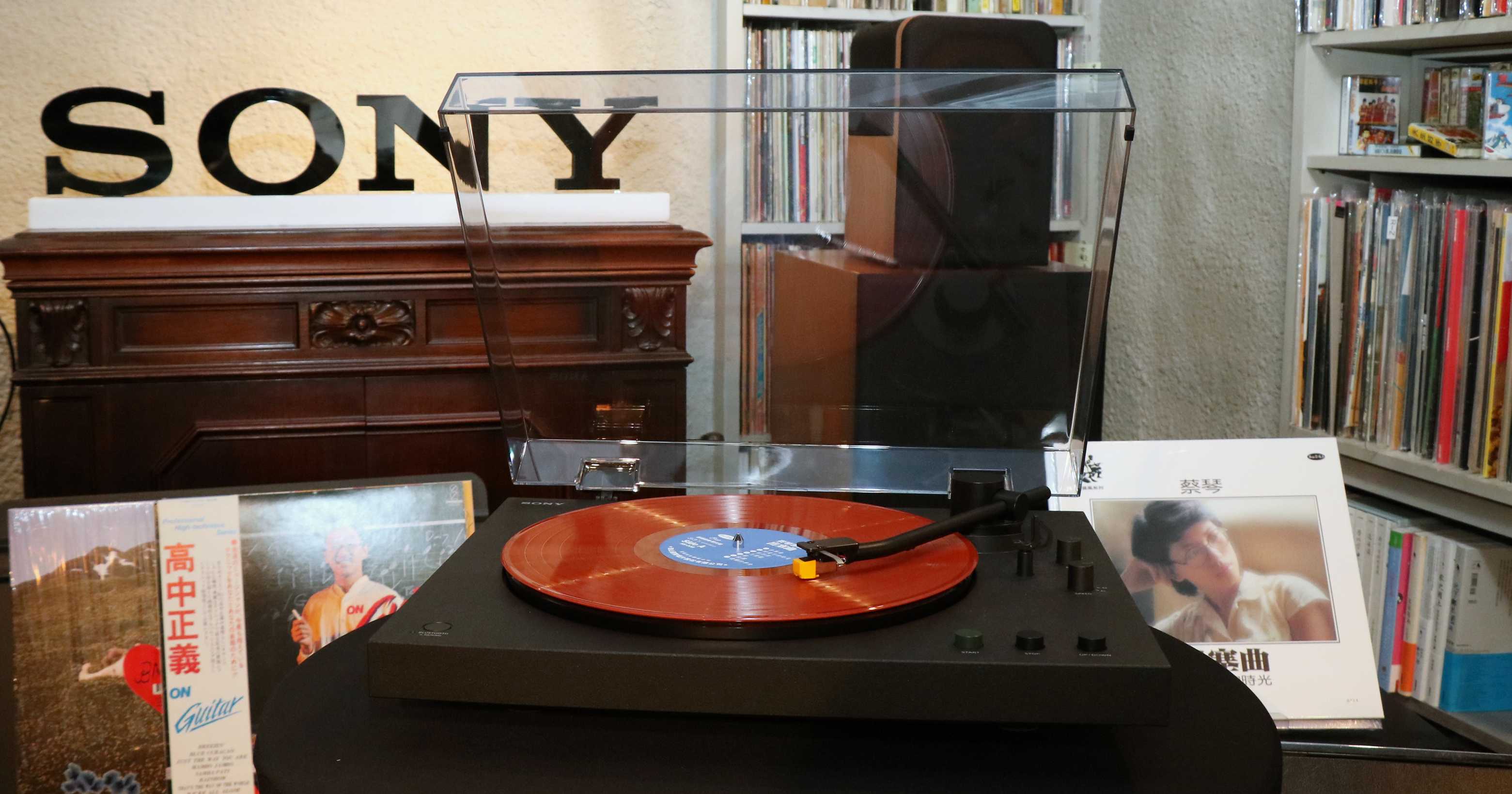 Sony 推出 PS-LX3BT / PS-LX5BT 藍牙黑膠唱盤！支援 Hi-Res 與一鍵全自動播放，價格萬元有找