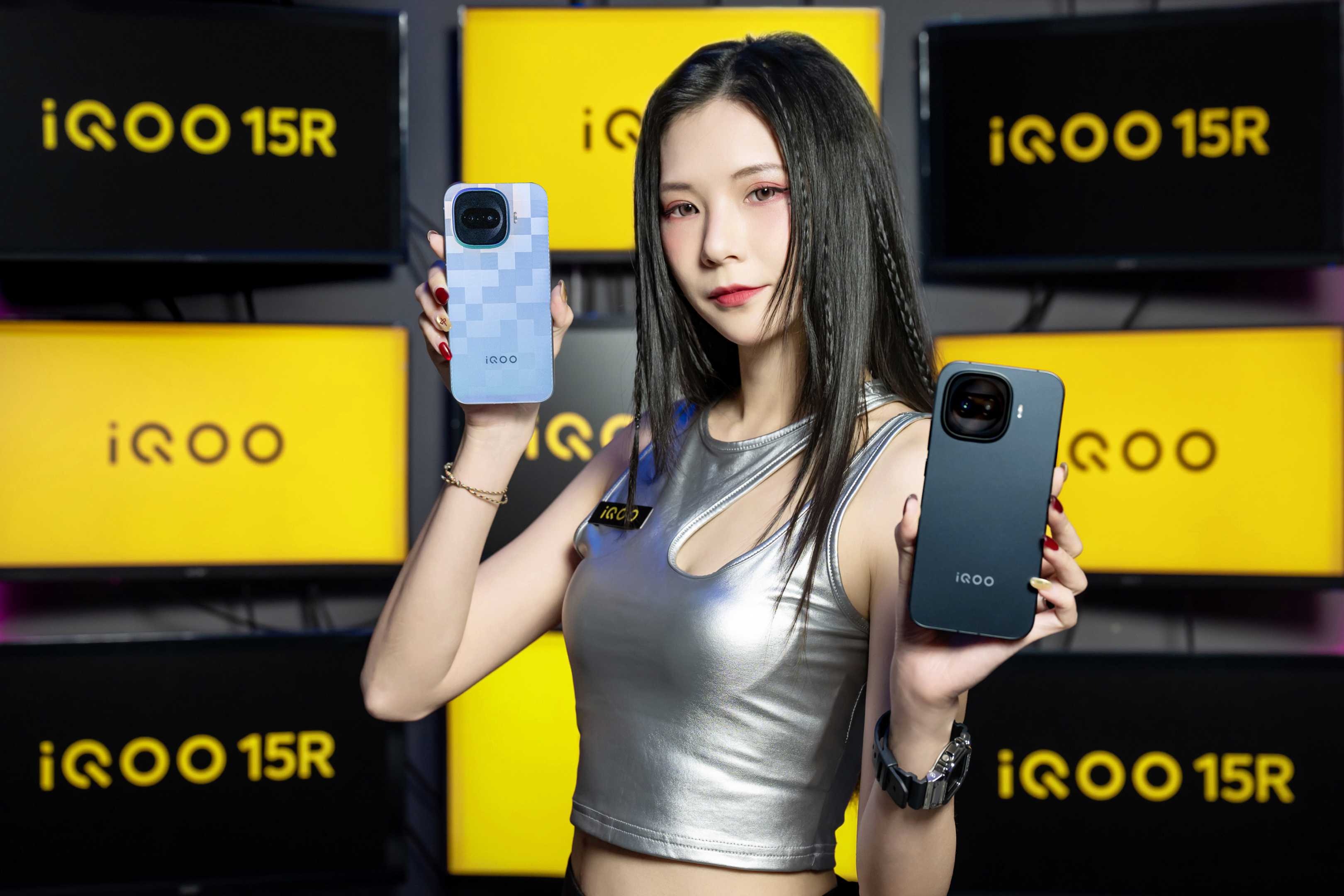 兩萬有找！vivo 發表 iQOO 15R 電競旗艦，1.5K 電競螢幕、100W 閃充、 7600mAh 大電池