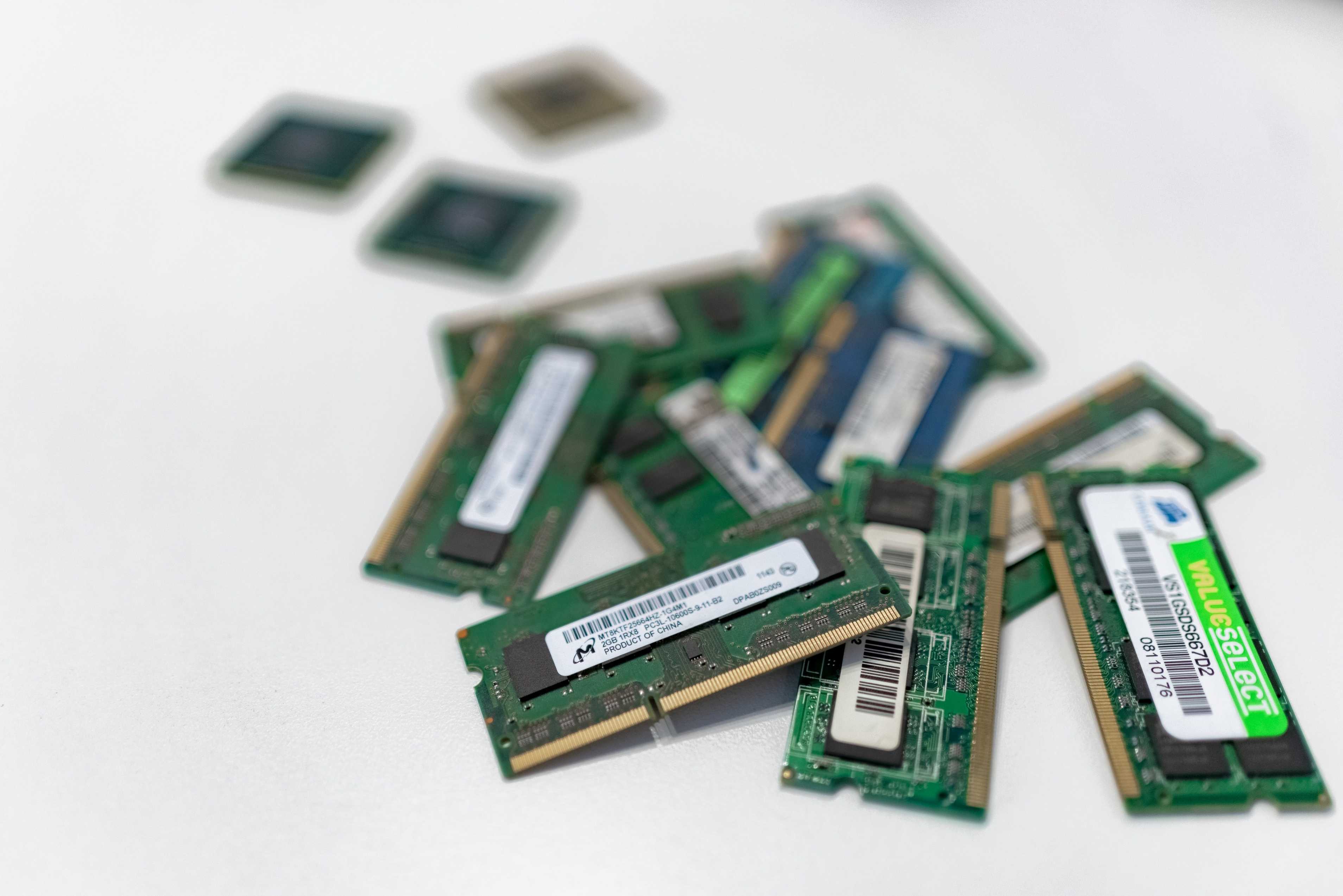 全球 NAND 快閃記憶體首季營收創紀錄，企業級 SSD 佔比年底預估突破六成
