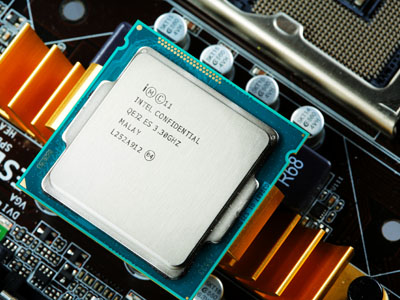 Xeon E3 再次逆襲，性價比橫掃 Core i7