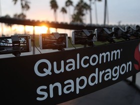 Qualcomm 用 130 隻 HTC One 打造行銷活動，拍攝如駭客任務般的子彈時間