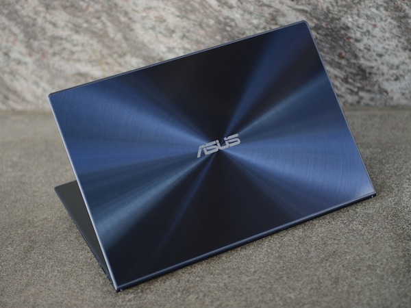 ASUS Zenbook UX301 評測：超強效高質感玻璃筆電