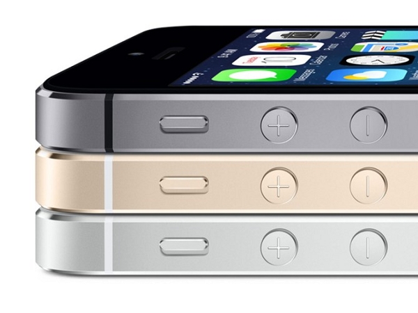 2013 年，美國使用者 iPhone 升級開支超過 50 億美元