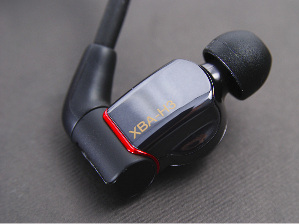 Sony XBA-H3 混合單體耳機評測：動圈 + 平衡電樞三單體，聽感再上層樓