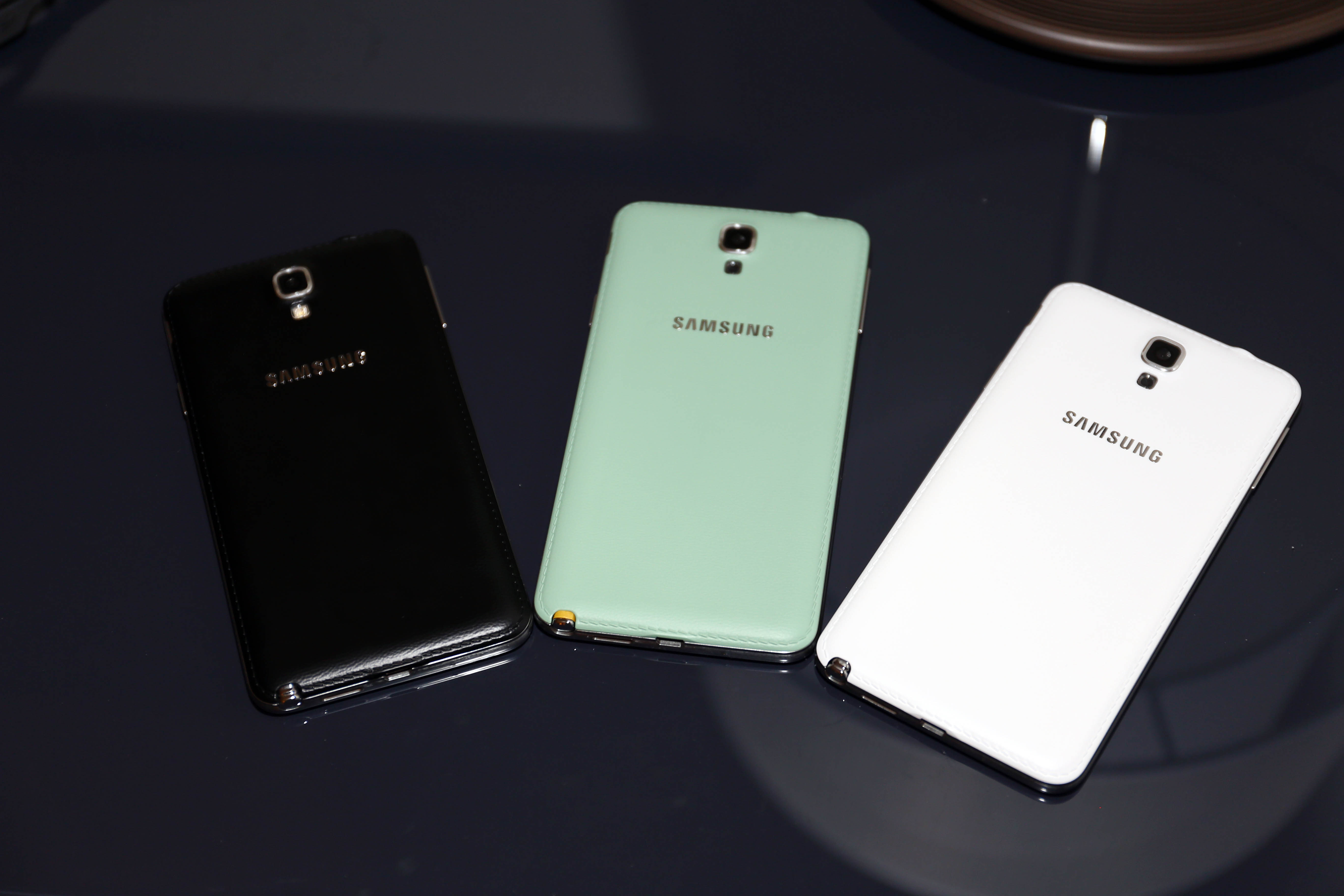 支援台灣全頻段LTE Samsung Galaxy Note 3 Neo一手試玩
