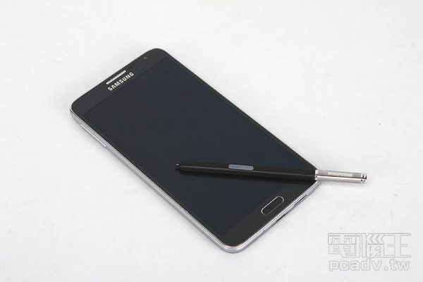 Samsung Galaxy Note 3 Neo 4G LTE評測： 雙核加四核手機現身