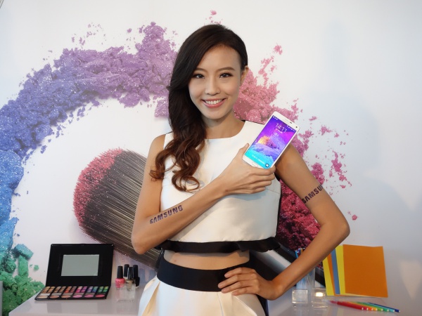 Samsung Galaxy Note 4 登場，台灣採 Exynos 處理器，20 日開始預購