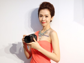 Samsung 旗艦無反光鏡單眼 NX1 正式發表，極速15fps 連拍、4K 錄影、205 點對焦