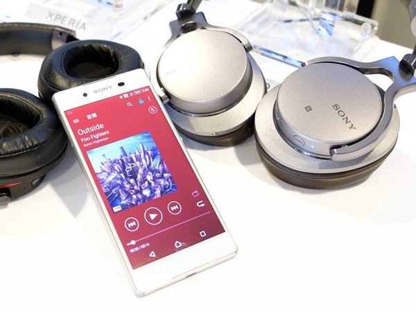 Sony Xperia Z3+ 深入解析，全面了解相機、螢幕、音效、設計