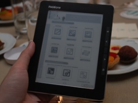 【Computex 2010】Foxit eSlick PS電子書閱讀器第二代產品現身