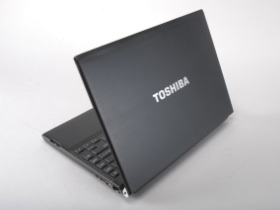 Toshiba Portege R700：搶先評測世界最輕13吋筆電