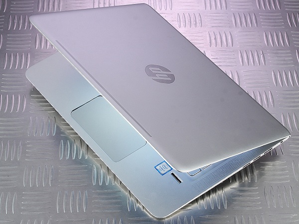 HP Envy 13-d113TU 評測：效能型輕薄機，兼具 QHD 高畫質與 B&O 好音質