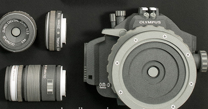 神還原！這是日本藝術家用紙張打造的Olympus OM-D E-M5，連鏡頭都可以裝在機身上！