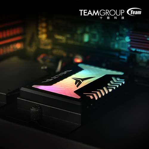 炫出電競華麗態度 十銓科技耀眼推出 T-FORCE DELTA RGB 幻彩極光固態硬碟