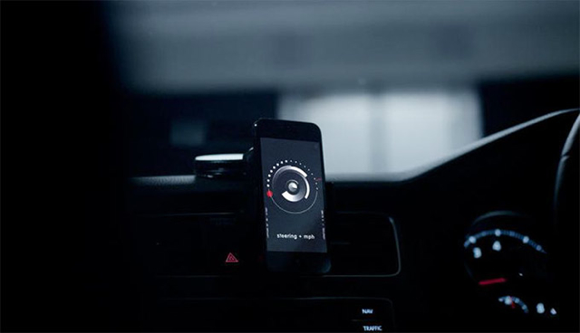 VW開發出能依據駕駛節奏來播放音樂的 Golf GTi 專屬 app