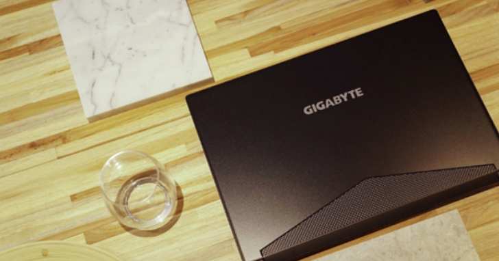 GIGABYTE AERO 15 Classic換代升級，搭載最新Intel第九代處理器
