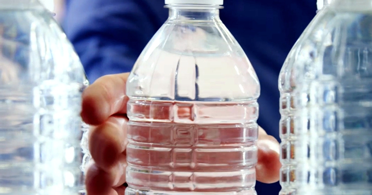 福特再生塑膠計畫！回收12億個塑膠瓶打造汽車零部件