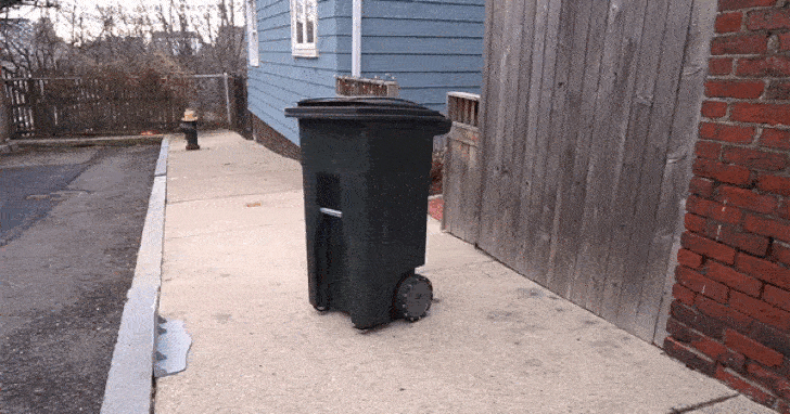 這款「自駕垃圾桶」會把垃圾定時推到街邊，讓你從此不再追逐垃圾車