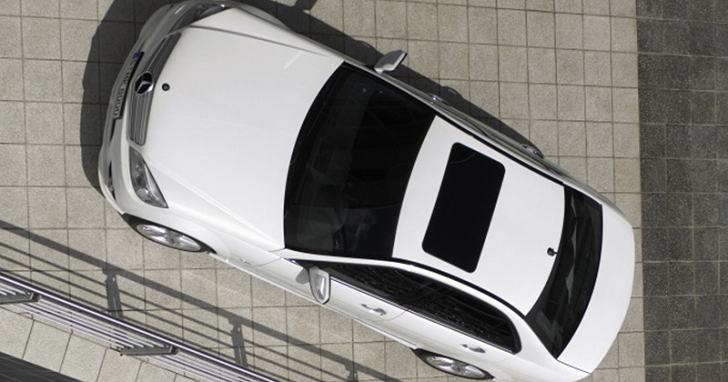 天窗有掉落風險，Mercedes-Benz 在美國召回 74.4 萬輛多個車系車款
