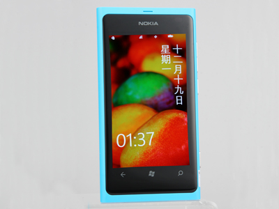 Nokia Lumia 800 實測：高規格、有獨家軟體的 Mango 機