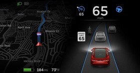 特斯拉宣布更新自家 Autopilot 自駕軟體：透過內建光學鏡頭，自動偵測速限標誌與紅綠燈