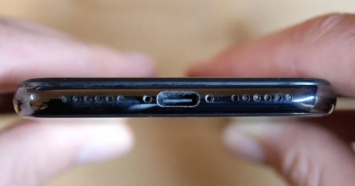 唯一具有USB-C連接埠的iPhone X改裝版在eBay出售，價格飆至85000美元