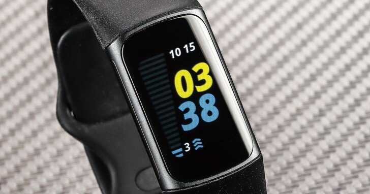 Fitbit Charge 5開箱評測：集膚電感應功能、SpO2、睡眠數據等功能於一身，價格5,990元
